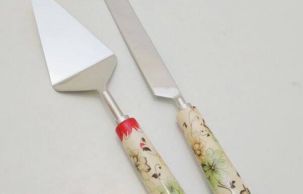 Resin Handled Cake Server